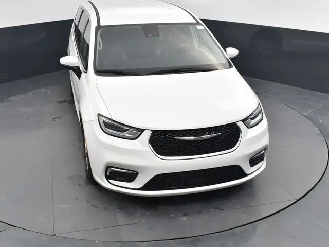 2023 Chrysler Pacifica Touring L – A Smart Choice for Modern Families