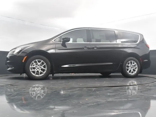 2025 Chrysler Voyager LX – Built for Families. Styled for Life.