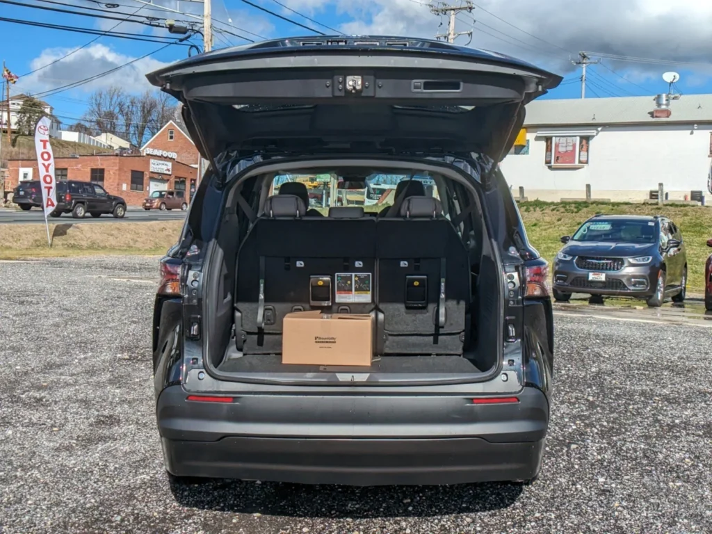 BraunAbility Toyota Sienna Hybrid – The Ultimate Wheelchair Accessible Hybrid Van