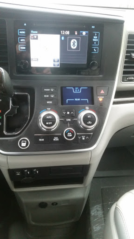 Toyota 2016 SUV Sienna Used Gasoline