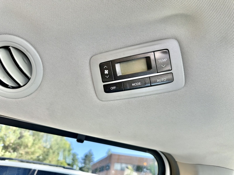 Toyota 2018 Mini Van Sienna Used