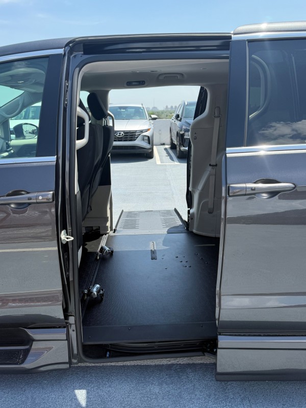 Chrysler 2022 SUV Used Gasoline